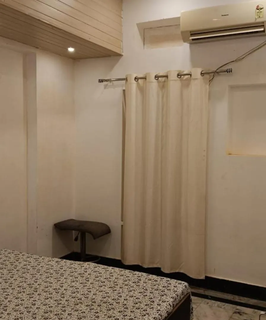 アパート Shivaye Guest House バラナシ