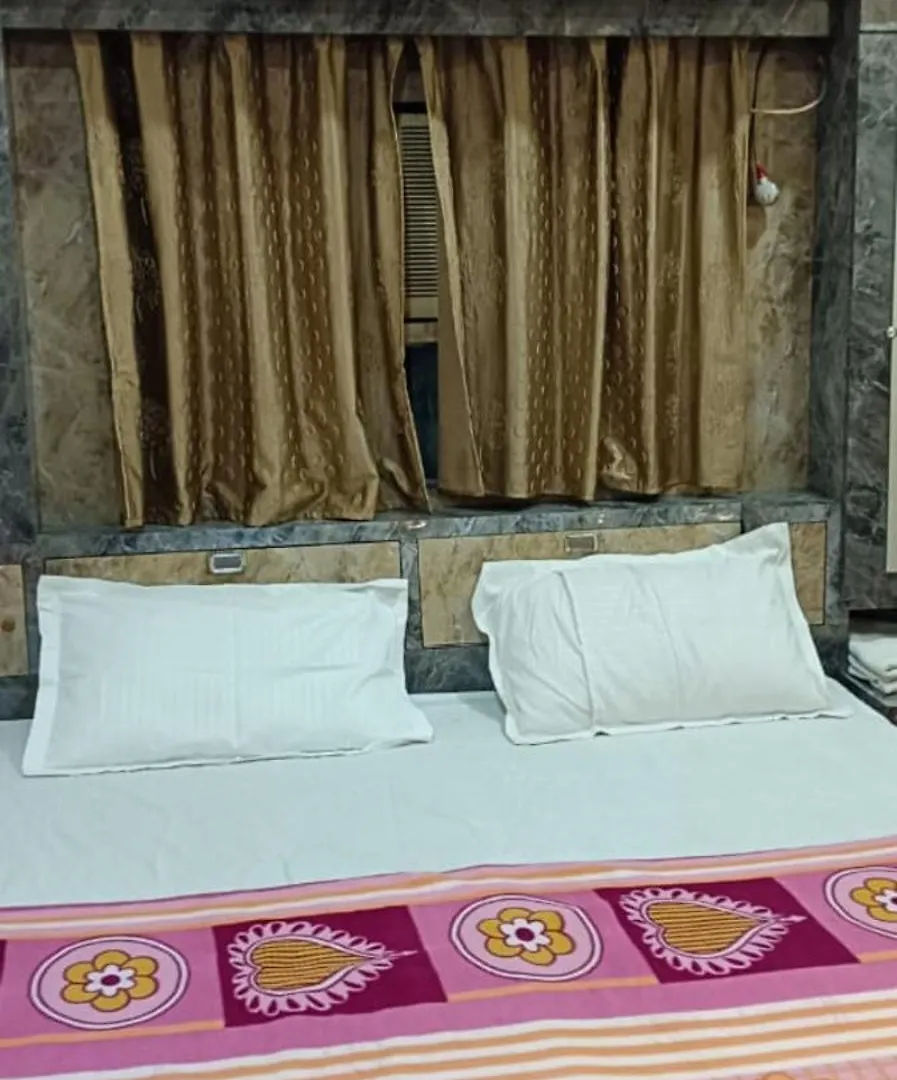 Shivaye Guest House バラナシ インド